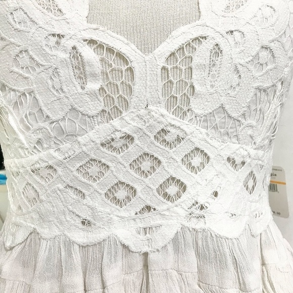 Free People Adella Cami Tank Top in White Size Small NEW - Picture 5 of 9